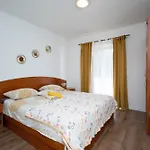 Lejlighed With Parking Space Palit, Rab - 22676