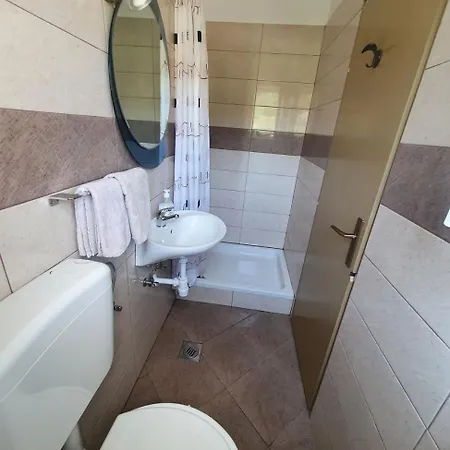 Apartment With A Parking Space Palit, Rab - 22676 *