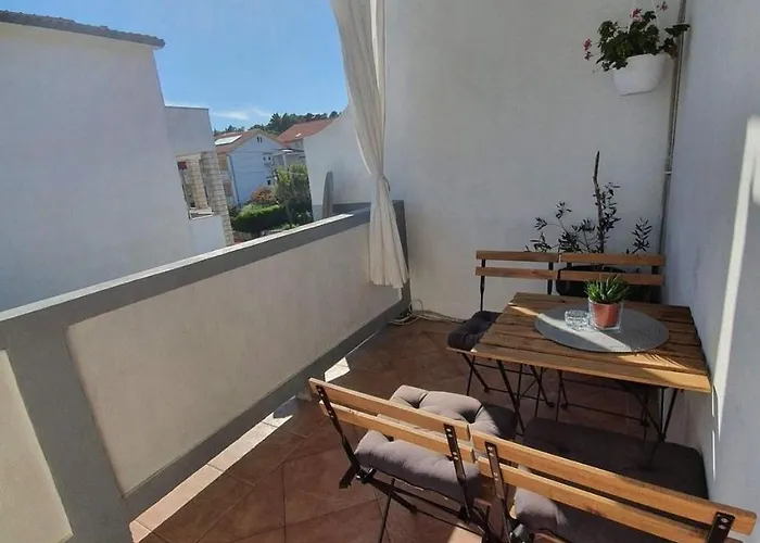 With Parking Space Palit, Rab - 22676 Apartament