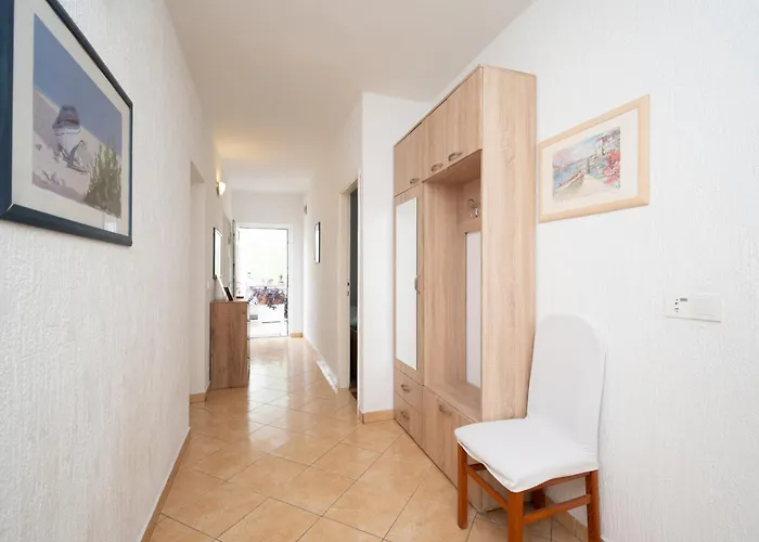 Apartament With Parking Space Palit, Rab - 22676