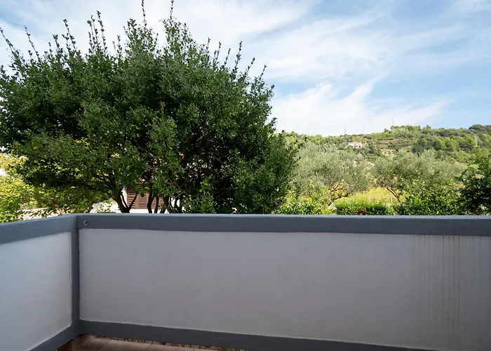 Apartament With Parking Space Palit, Rab - 22676 Rab Town