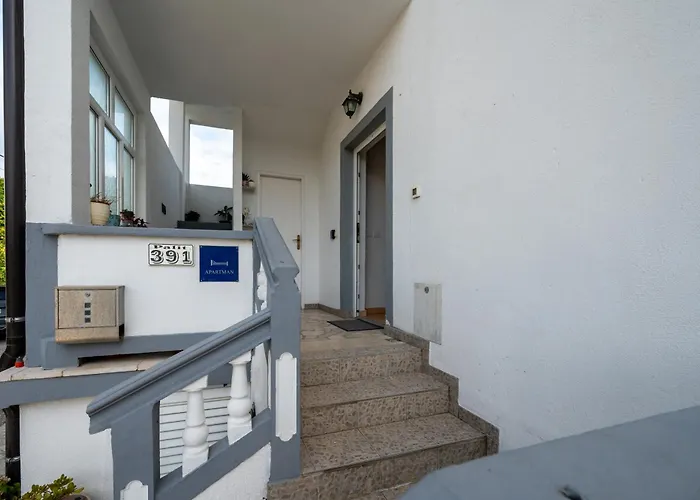 With Parking Space Palit, Rab - 22676 Apartament *